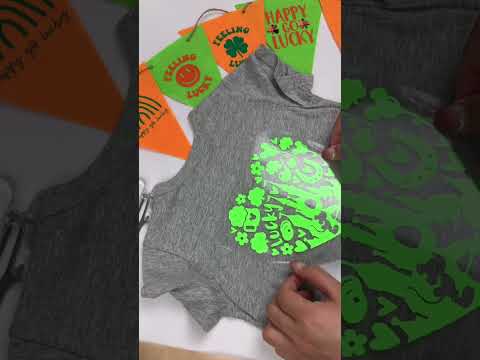 Glow in the Dark Puff HTV Neon Green / Vinil Termoadhesivo Brilla En La Oscuridad Verde Viniles Teckwrap