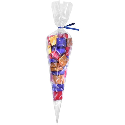 Cone Shaped Treat Bags / Bolsas en forma de cono Bolsas Cousin