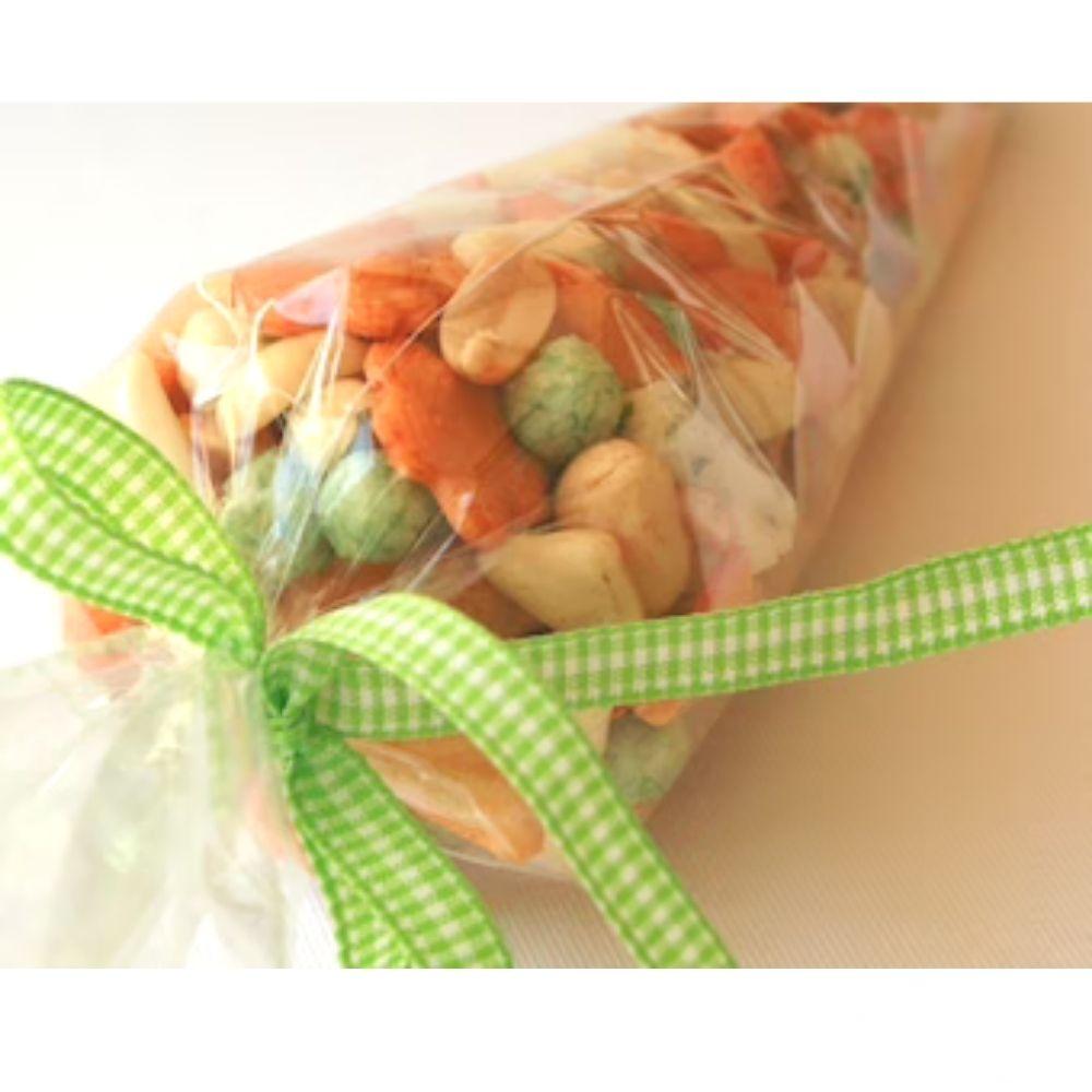 Cone Shaped Treat Bags / Bolsas en forma de cono Bolsas Cousin